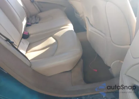 2008 Mercedes-Benz E 350 из США, поврежденный, VIN WDBUF56X38B192837